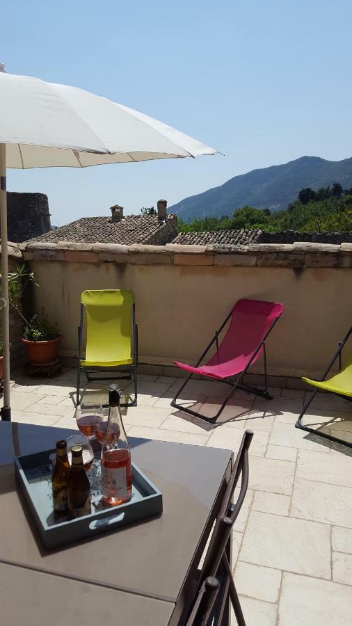 Gites Du Chateau D'Alencon Le Pegue Luaran gambar